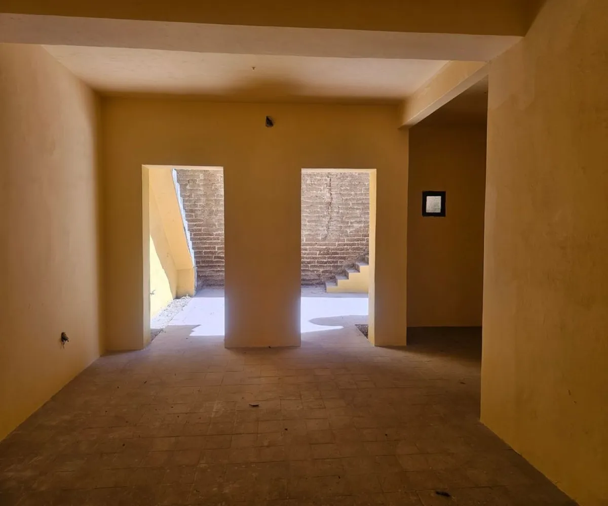 Casa En Venta,Lafayette,Avenida de la Paz 2316, Guadalajara, Jalisco 44160, 6 Habitaciones,1 Baño,Avenida de la Paz,1,ptms3Kg