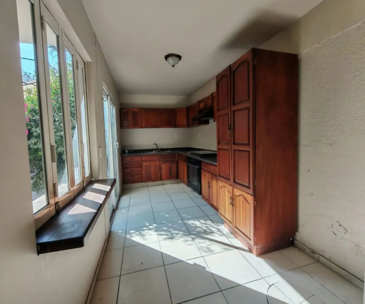 Casa En Venta,Victoria,Acerina 2628, Zapopan, Jalisco 45089, 4 Habitaciones,2 Baños,Acerina,2,pAlDXzT