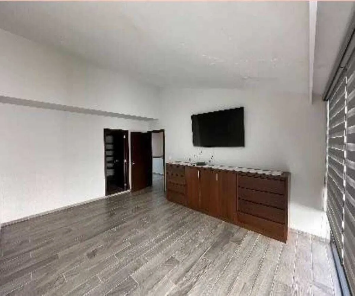 Casa En Venta,Bugambilias,De Los Belenes 2489, Zapopan, Jalisco 45237, 4 Habitaciones,3 Baños,De Los Belenes,1,pfA7X0X