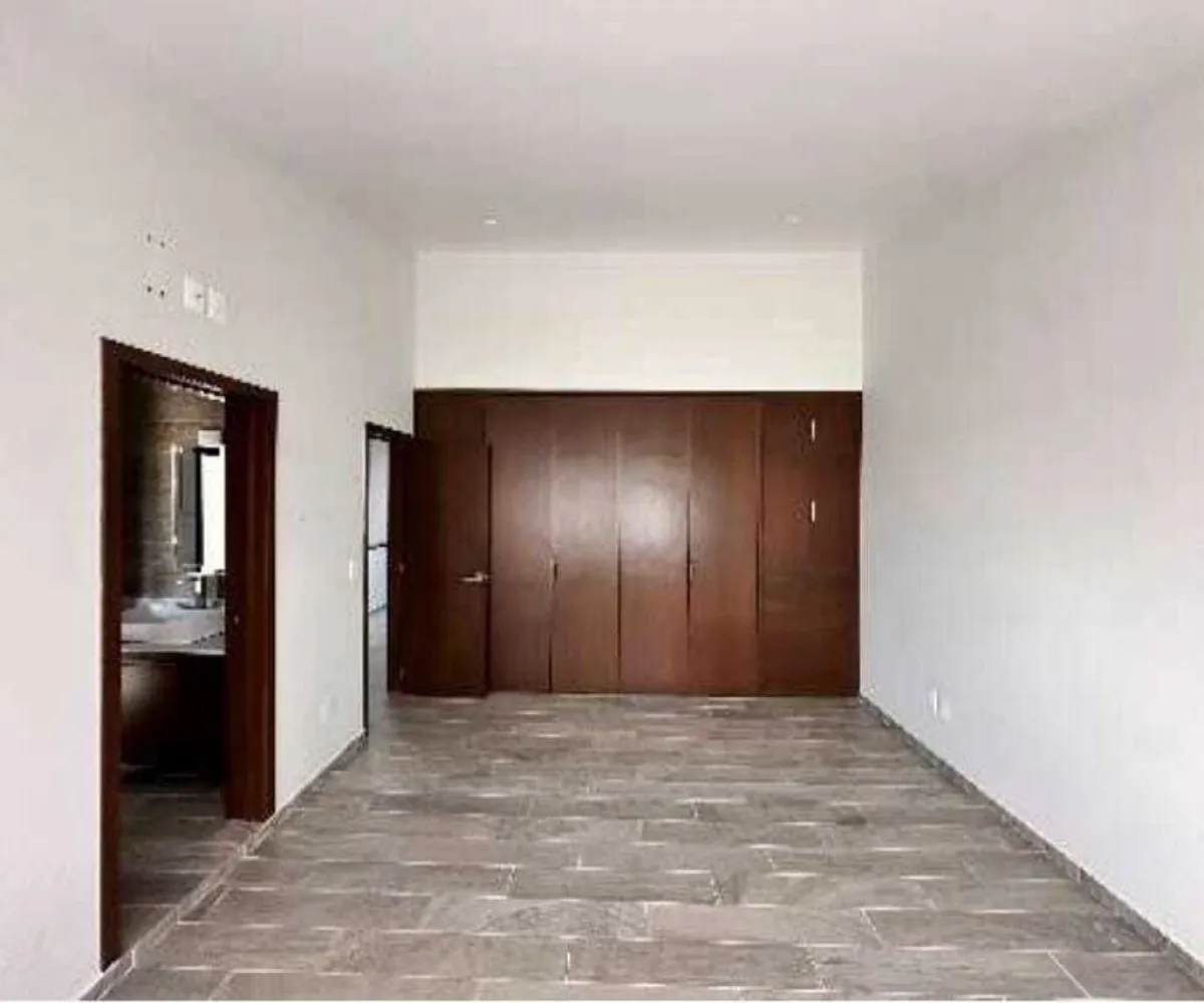 Casa En Venta,Bugambilias,De Los Belenes 2489, Zapopan, Jalisco 45237, 4 Habitaciones,3 Baños,De Los Belenes,1,pfA7X0X