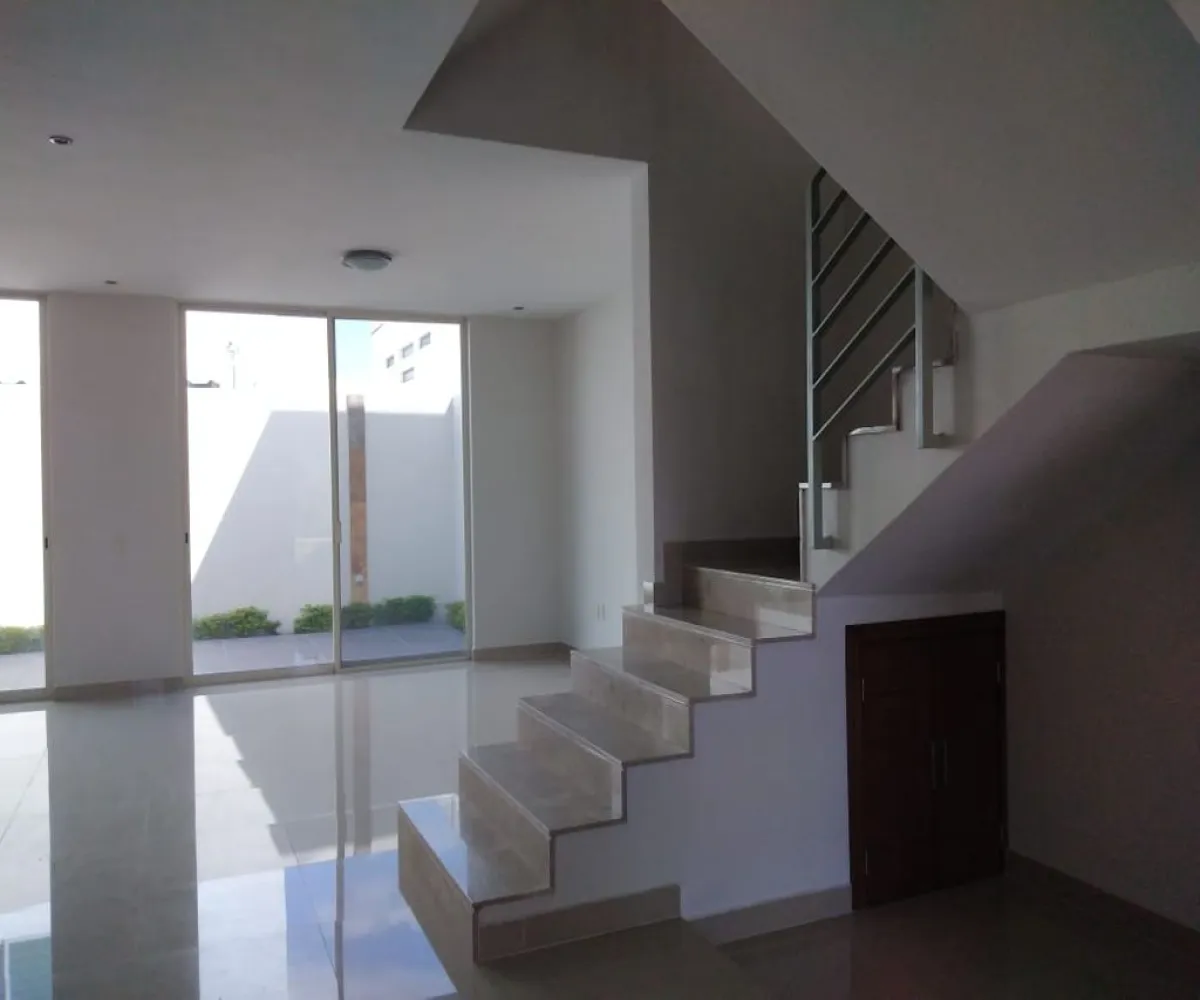 Casa En Renta,El Manantial,Alberite 48, Tlajomulco de Zúñiga, Jalisco 45645, 3 Habitaciones,2 Baños,Alberite,1,p62e3sh