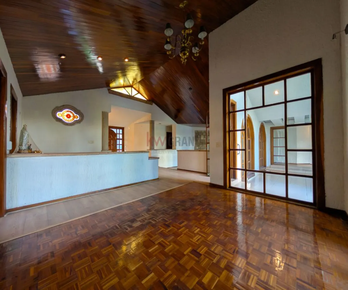 Casa En Venta,Campo de Golf Santa Anita Condominio,Guadalajara-Morelia Km 6.5, Campo de Golf Santa Anita Condom S/N 511, Tlajomulco de Zúñiga, Jalisco 45645, 4 Habitaciones,3 Baños,Guadalajara-Morelia Km 6.5, Campo de Golf Santa Anita Condom,1,pqNGz8u