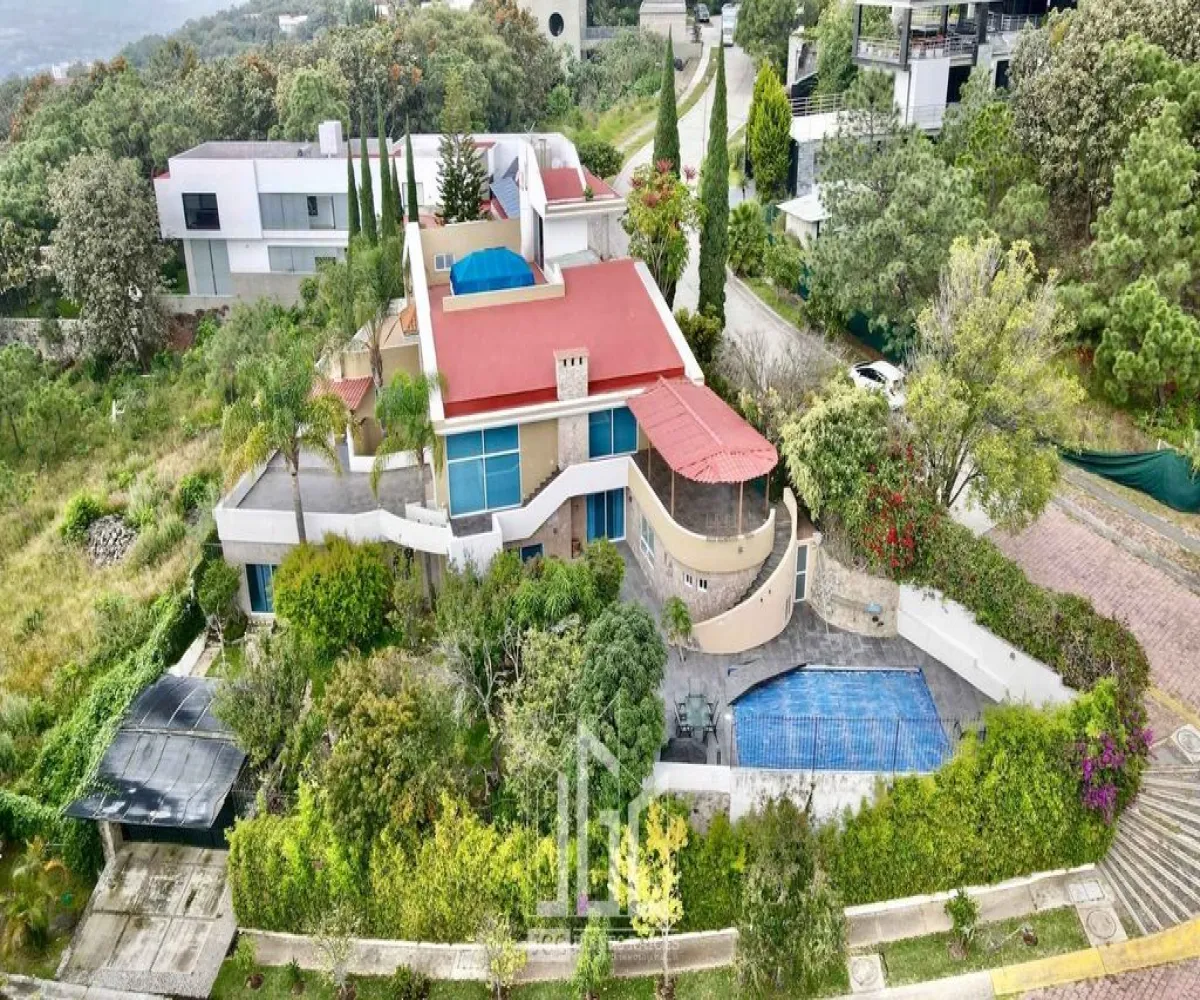 Casa En Venta,El Palomar,Rinconada del Acueducto 118, Tlajomulco de Zúñiga, Jalisco 45643, 5 Habitaciones,5 Baños,Rinconada del Acueducto,1,pDUf22E