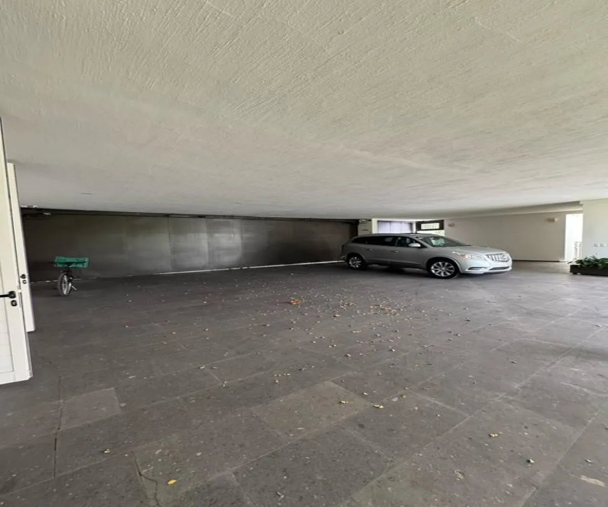 Casa En Venta,Colomos Providencia,Calle Hipódromo 2045, Guadalajara, Jalisco 44660, 4 Habitaciones,5 Baños,Calle Hipódromo,2,pzVzKpO