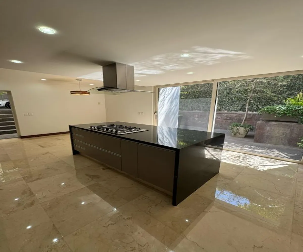 Casa En Venta,Colomos Providencia,Calle Hipódromo 2045, Guadalajara, Jalisco 44660, 4 Habitaciones,5 Baños,Calle Hipódromo,2,pzVzKpO