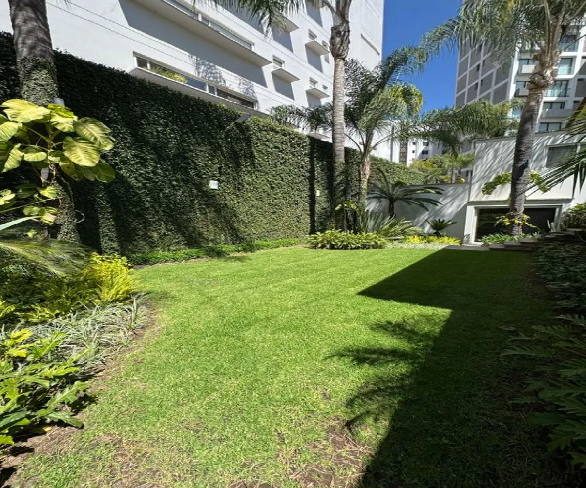 Casa En Venta,Colomos Providencia,Calle Hipódromo 2045, Guadalajara, Jalisco 44660, 4 Habitaciones,5 Baños,Calle Hipódromo,2,pzVzKpO