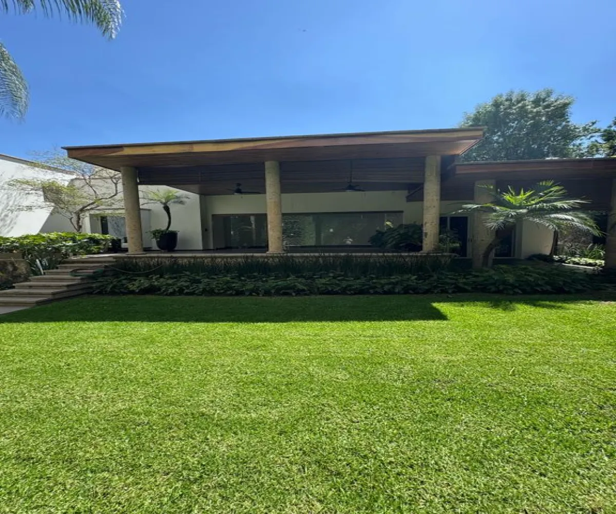 Casa En Venta,Colomos Providencia,Calle Hipódromo 2045, Guadalajara, Jalisco 44660, 4 Habitaciones,5 Baños,Calle Hipódromo,2,pzVzKpO