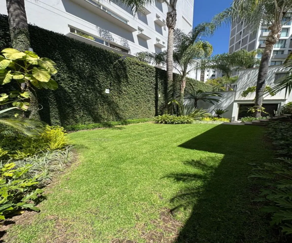 Casa En Venta,Colomos Providencia,Calle Hipódromo 2045, Guadalajara, Jalisco 44660, 4 Habitaciones,5 Baños,Calle Hipódromo,2,pzVzKpO