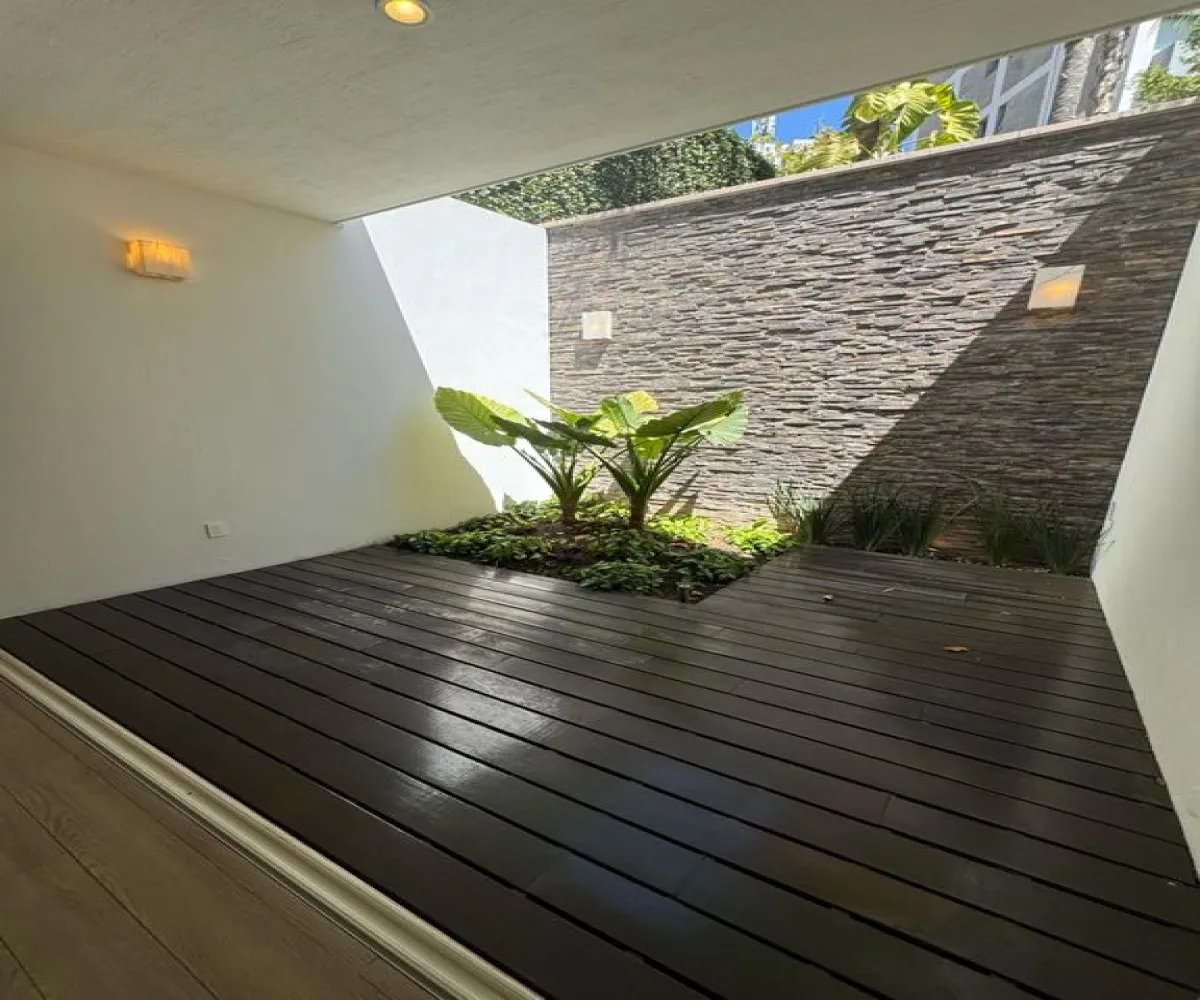 Casa En Venta,Colomos Providencia,Calle Hipódromo 2045, Guadalajara, Jalisco 44660, 4 Habitaciones,5 Baños,Calle Hipódromo,2,pzVzKpO