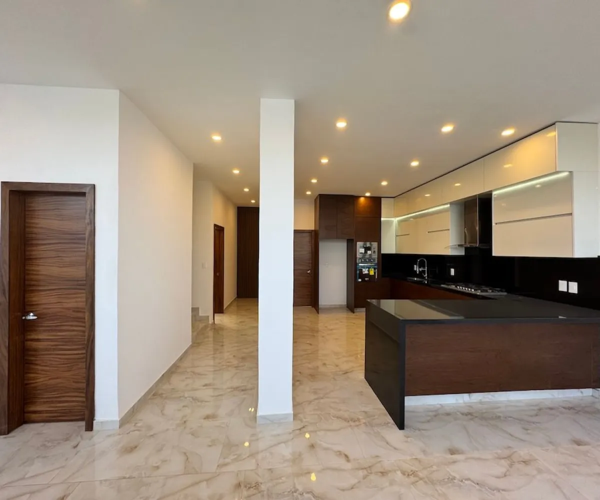 Casa En Venta,La Periquera,Boulevard Valle Imperial 145 63, Zapopan, Jalisco 45134, 4 Habitaciones,5 Baños,Boulevard Valle Imperial,1,pwj1G08