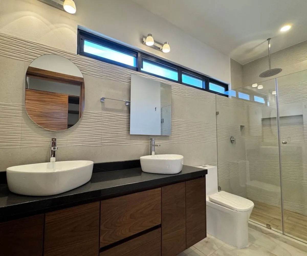 Casa En Venta,La Periquera,Boulevard Valle Imperial 145 63, Zapopan, Jalisco 45134, 4 Habitaciones,5 Baños,Boulevard Valle Imperial,1,pwj1G08