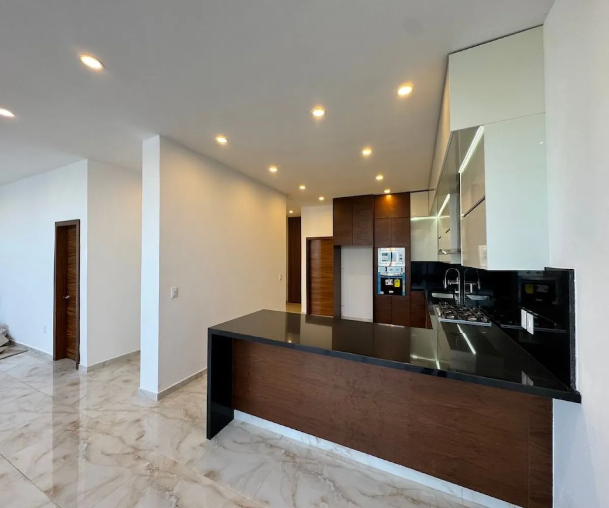 Casa En Venta,La Periquera,Boulevard Valle Imperial 145 63, Zapopan, Jalisco 45134, 4 Habitaciones,5 Baños,Boulevard Valle Imperial,1,pwj1G08