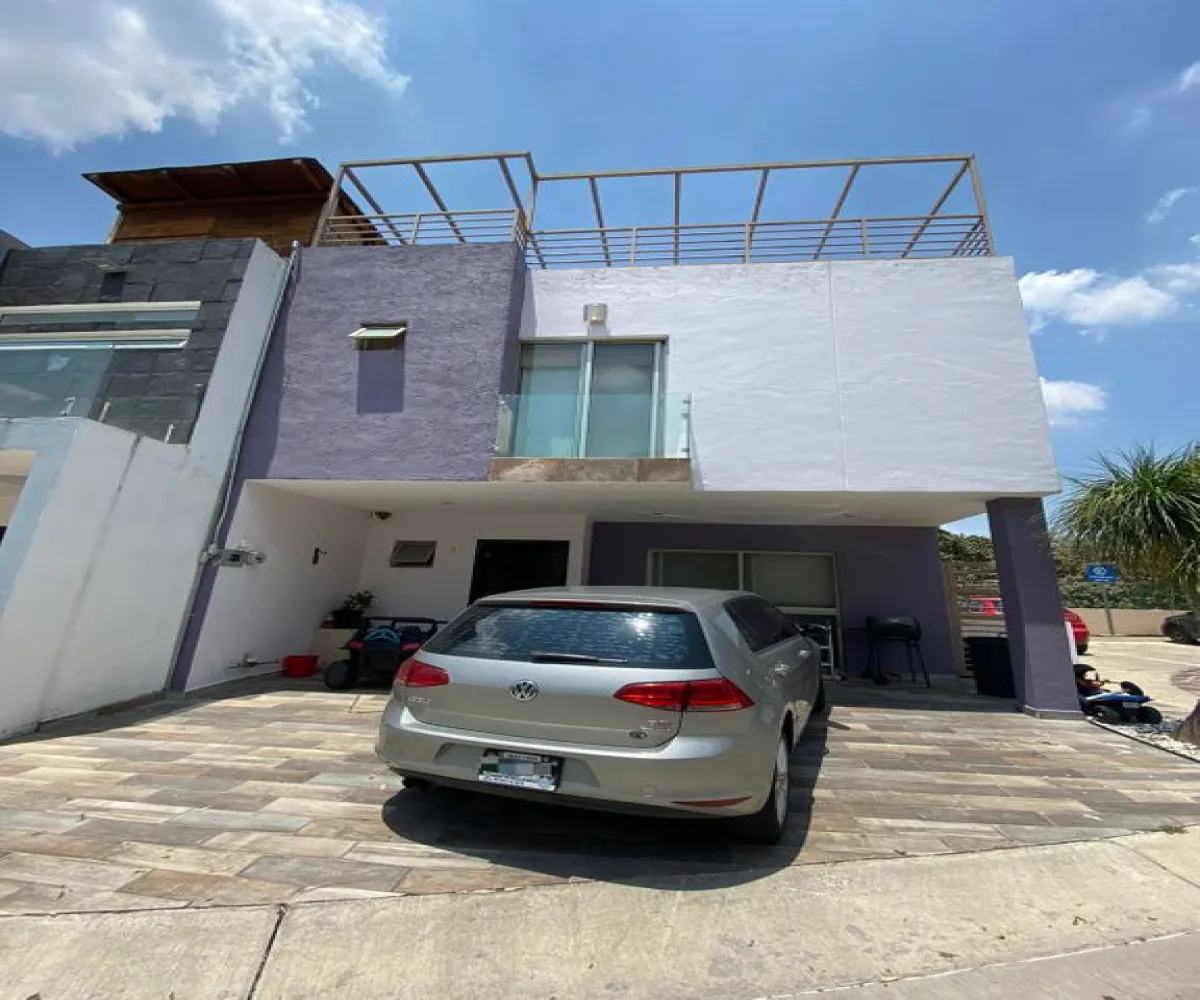 Casa En Venta,Real de Valdepeñas,Avenida Bosque Valdepeñas 450 57, Zapopan, Jalisco 45130, 3 Habitaciones,2 Baños,Avenida Bosque Valdepeñas,1,pjdNQPv