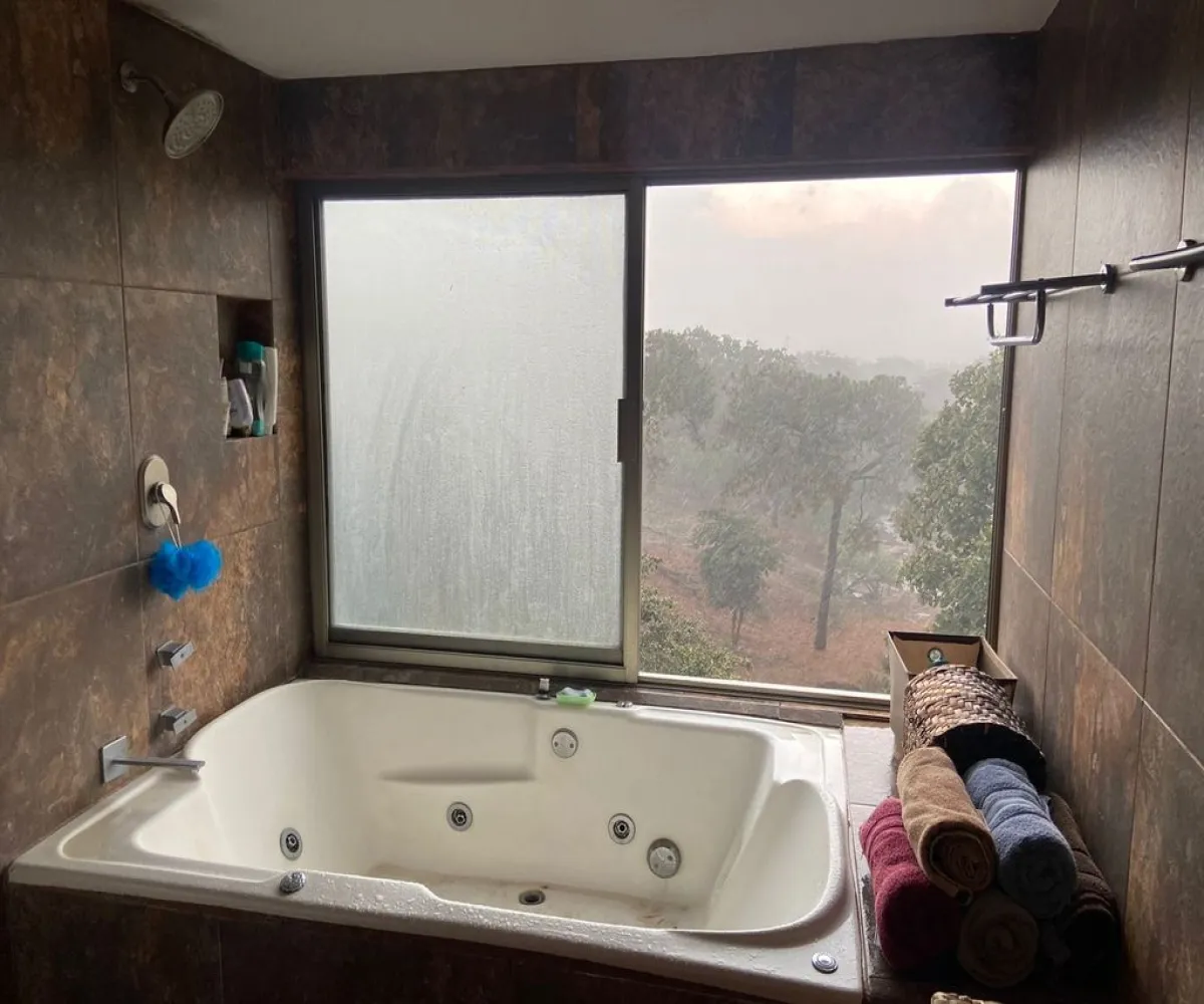 Casa En Venta,Real de Valdepeñas,Avenida Bosque Valdepeñas 450 57, Zapopan, Jalisco 45130, 3 Habitaciones,2 Baños,Avenida Bosque Valdepeñas,1,pjdNQPv