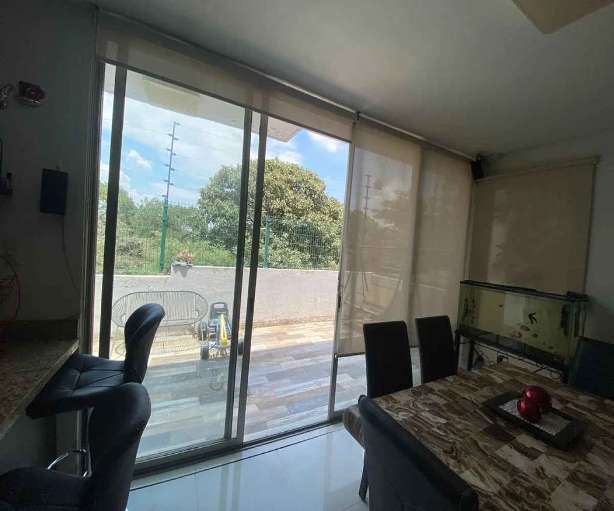 Casa En Venta,Real de Valdepeñas,Avenida Bosque Valdepeñas 450 57, Zapopan, Jalisco 45130, 3 Habitaciones,2 Baños,Avenida Bosque Valdepeñas,1,pjdNQPv