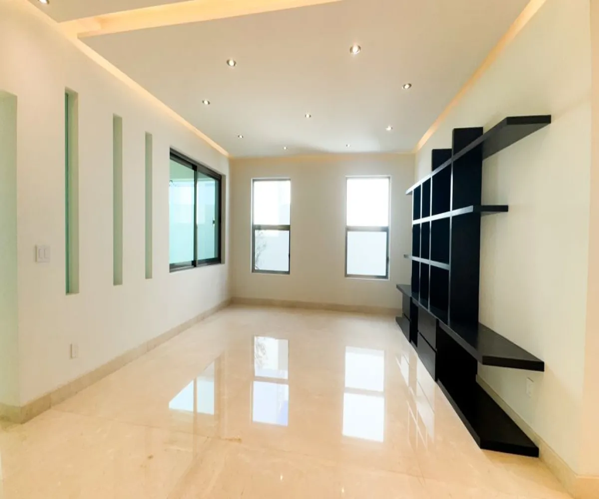 Casa En Venta,Puerta Plata,Avenida Universidad 600, Zapopan, Jalisco 45110, 4 Habitaciones,5 Baños,Avenida Universidad,1,psrT0d3