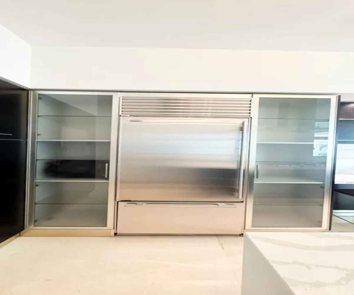 Casa En Venta,Puerta Plata,Avenida Universidad 600, Zapopan, Jalisco 45110, 4 Habitaciones,5 Baños,Avenida Universidad,1,psrT0d3