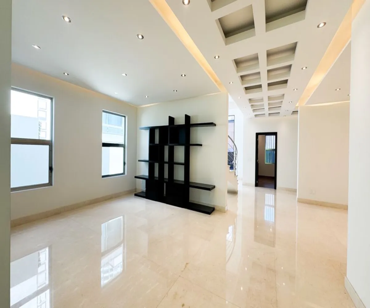 Casa En Venta,Puerta Plata,Avenida Universidad 600, Zapopan, Jalisco 45110, 4 Habitaciones,5 Baños,Avenida Universidad,1,psrT0d3