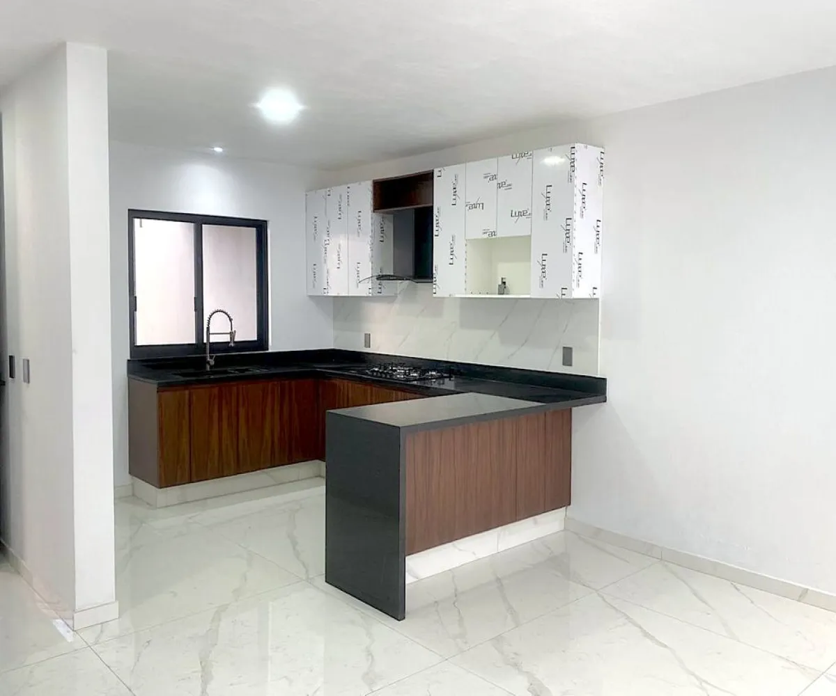Casa En Venta,Colli Urbano,Calle Volcan Paricutin 6180, Zapopan, Jalisco 45070, 3 Habitaciones,2 Baños,Calle Volcan Paricutin,2,pM2MNPQ