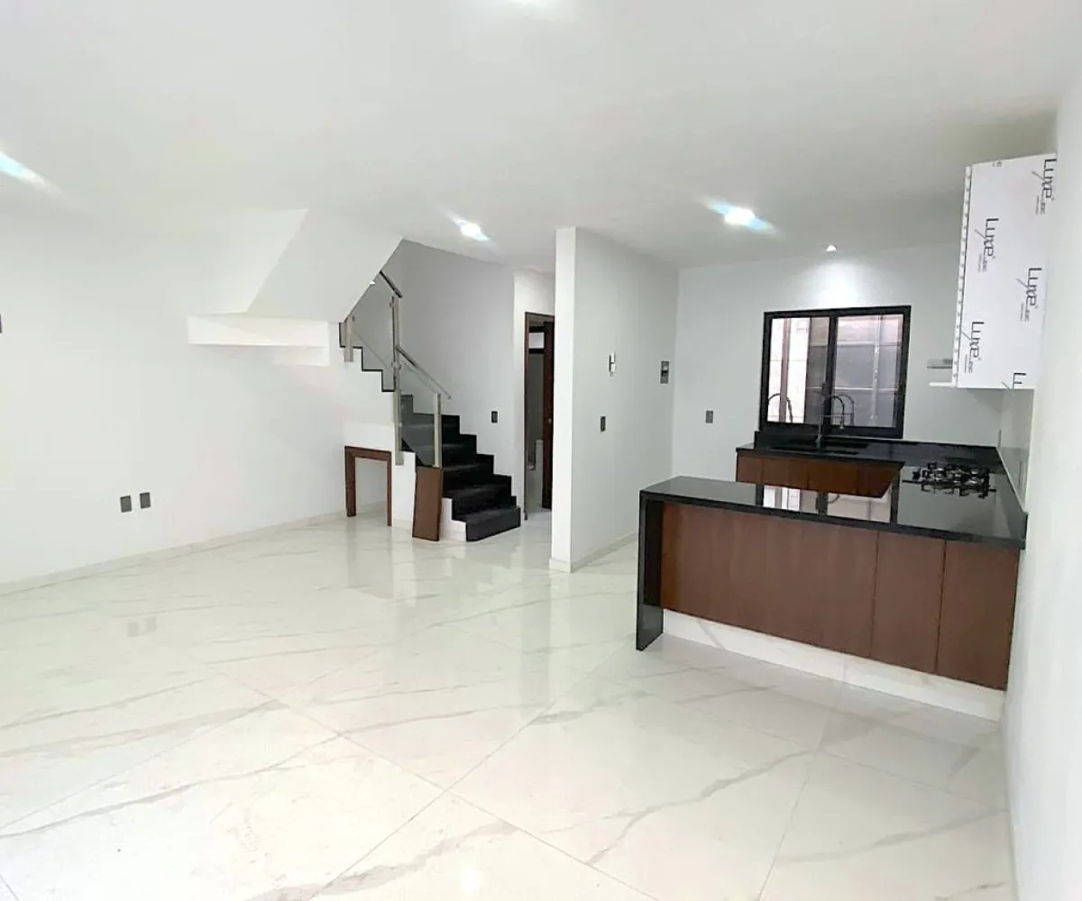 Casa En Venta,Colli Urbano,Calle Volcan Paricutin 6180, Zapopan, Jalisco 45070, 3 Habitaciones,2 Baños,Calle Volcan Paricutin,2,pM2MNPQ