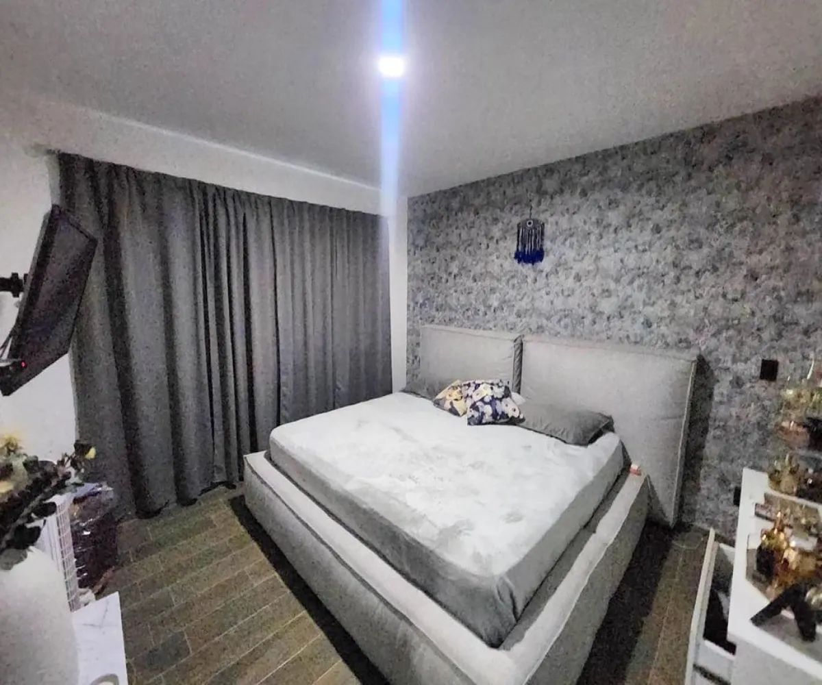 Casa En Venta,Santa Ana Tepetitlan,Calle Aquiles Serdán 2435, Zapopan, Jalisco 45230, 3 Habitaciones,2 Baños,Calle Aquiles Serdán,2,pBKoS8E