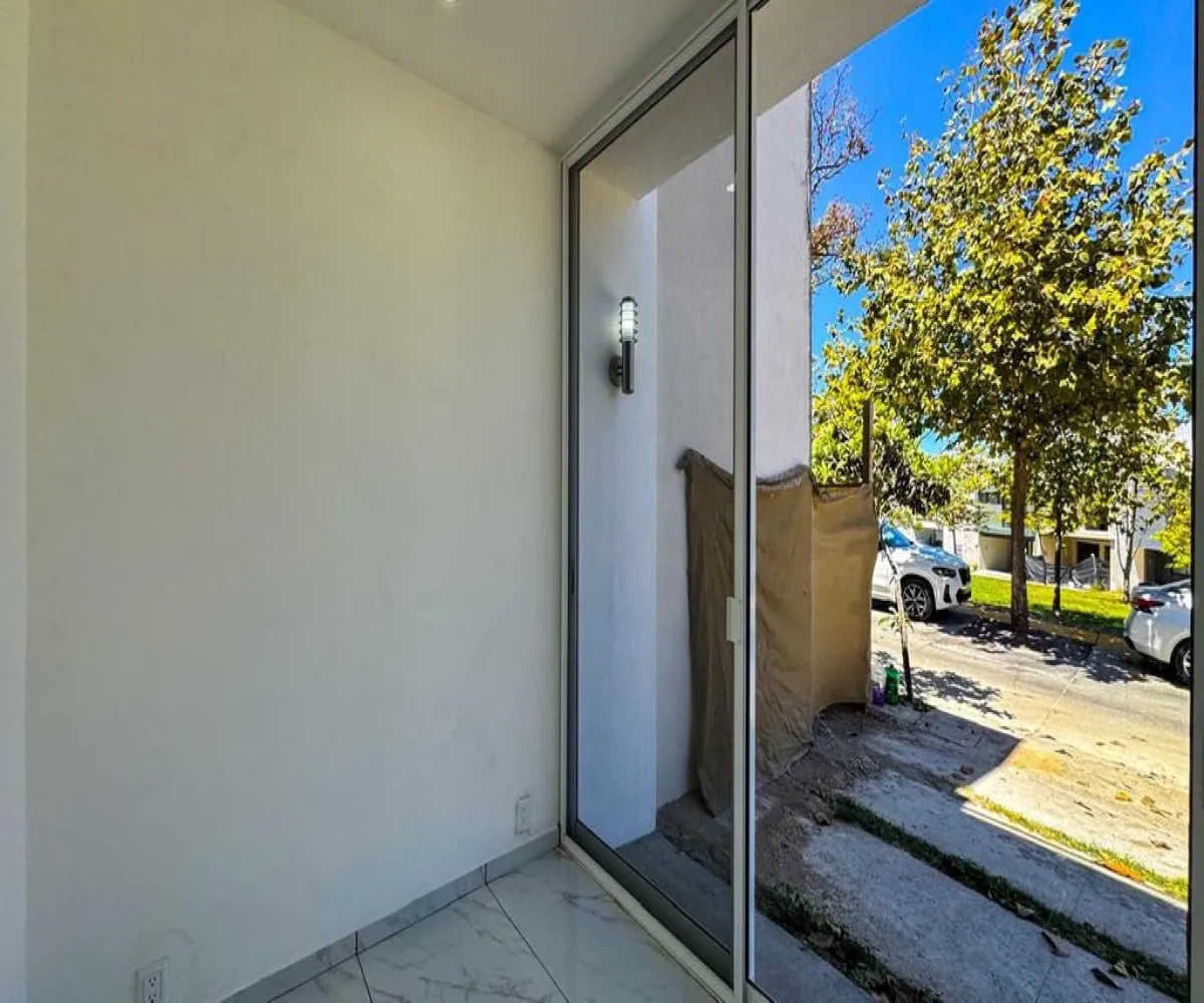 Casa En Venta,Avenida Madeiras 294, Zapopan, Jalisco 45134, 3 Habitaciones,4 Baños,Avenida Madeiras,3,pvwGuLM