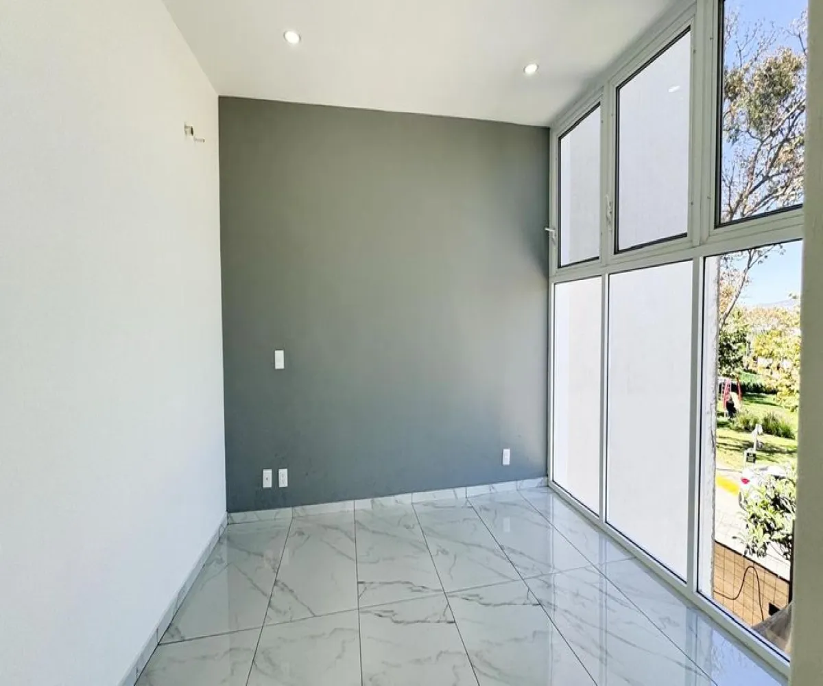 Casa En Venta,Avenida Madeiras 294, Zapopan, Jalisco 45134, 3 Habitaciones,4 Baños,Avenida Madeiras,3,pvwGuLM