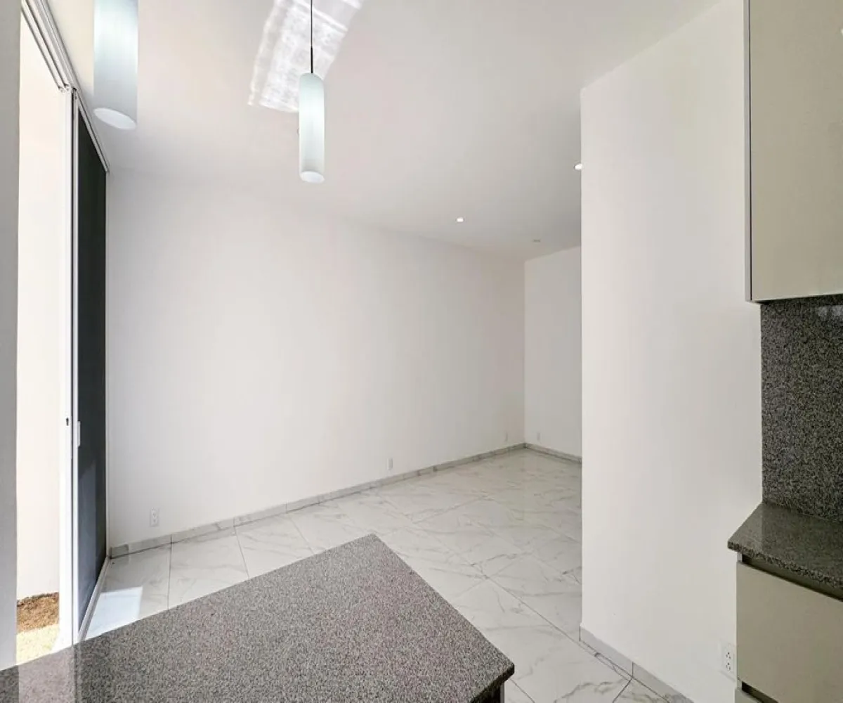 Casa En Venta,Avenida Madeiras 294, Zapopan, Jalisco 45134, 3 Habitaciones,4 Baños,Avenida Madeiras,3,pvwGuLM