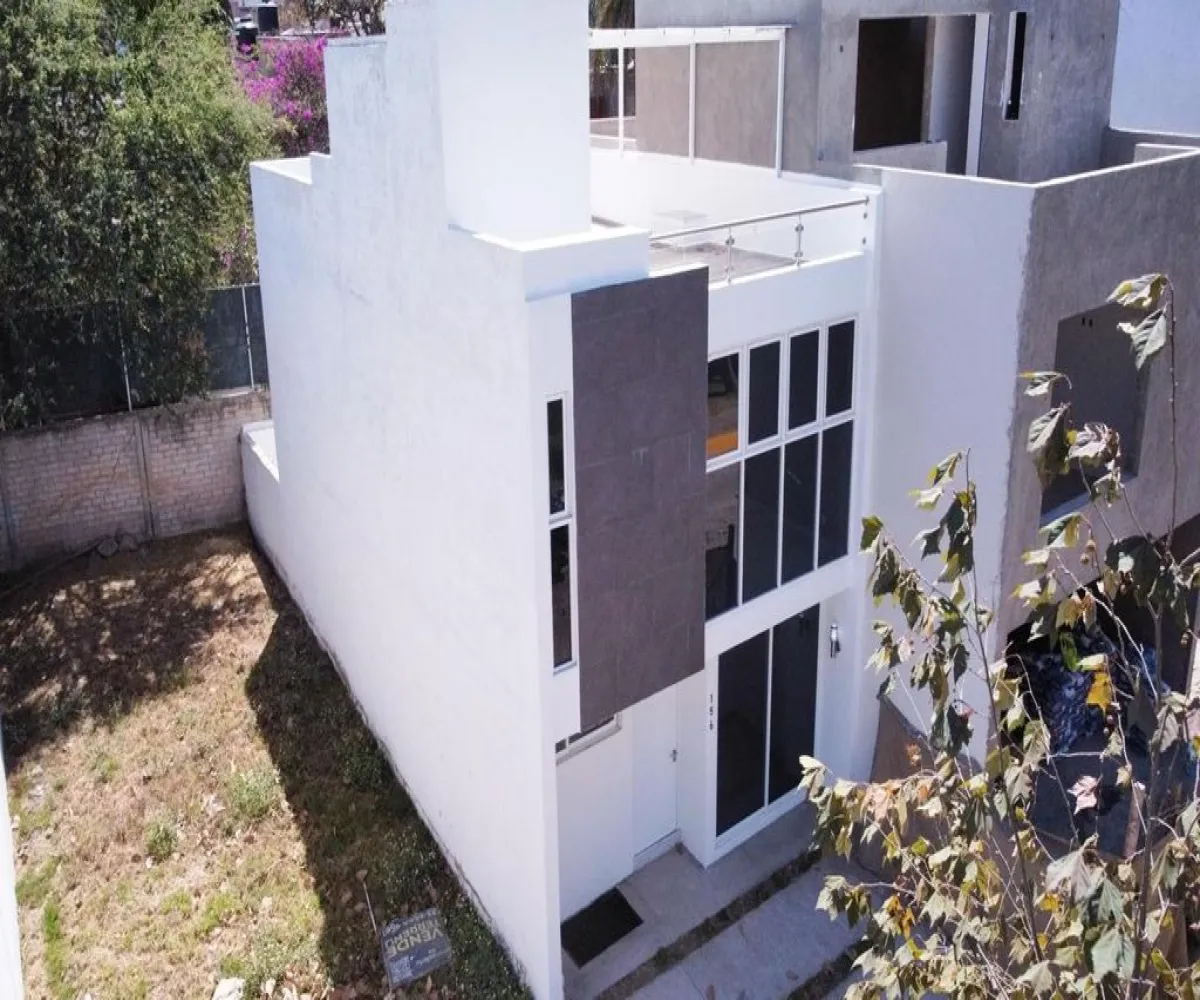 Casa En Venta,Avenida Madeiras 294, Zapopan, Jalisco 45134, 3 Habitaciones,4 Baños,Avenida Madeiras,3,pvwGuLM