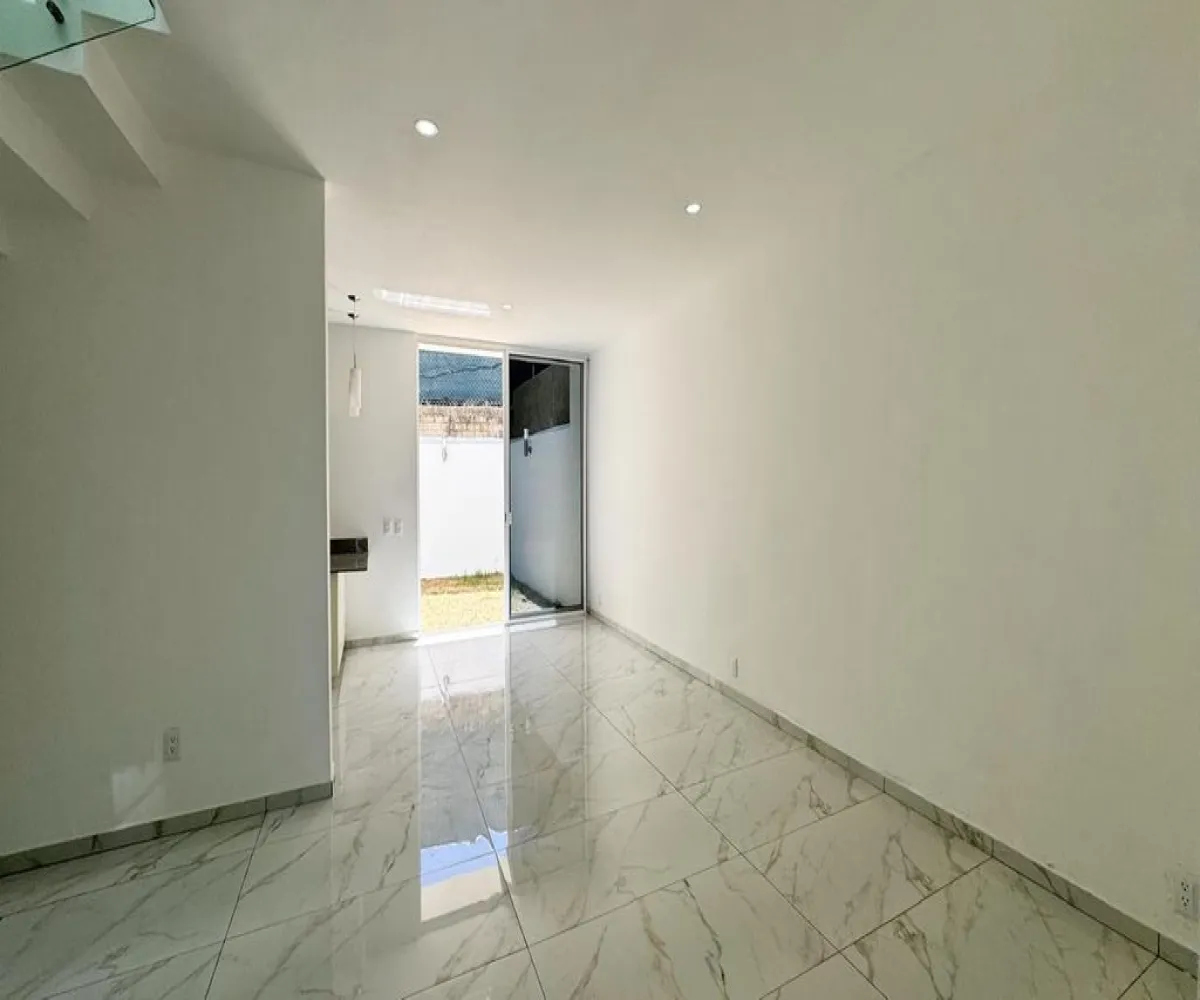 Casa En Venta,Avenida Madeiras 294, Zapopan, Jalisco 45134, 3 Habitaciones,4 Baños,Avenida Madeiras,3,pvwGuLM