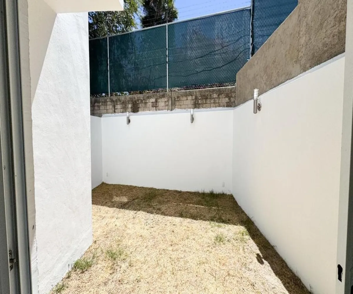 Casa En Venta,Avenida Madeiras 294, Zapopan, Jalisco 45134, 3 Habitaciones,4 Baños,Avenida Madeiras,3,pvwGuLM
