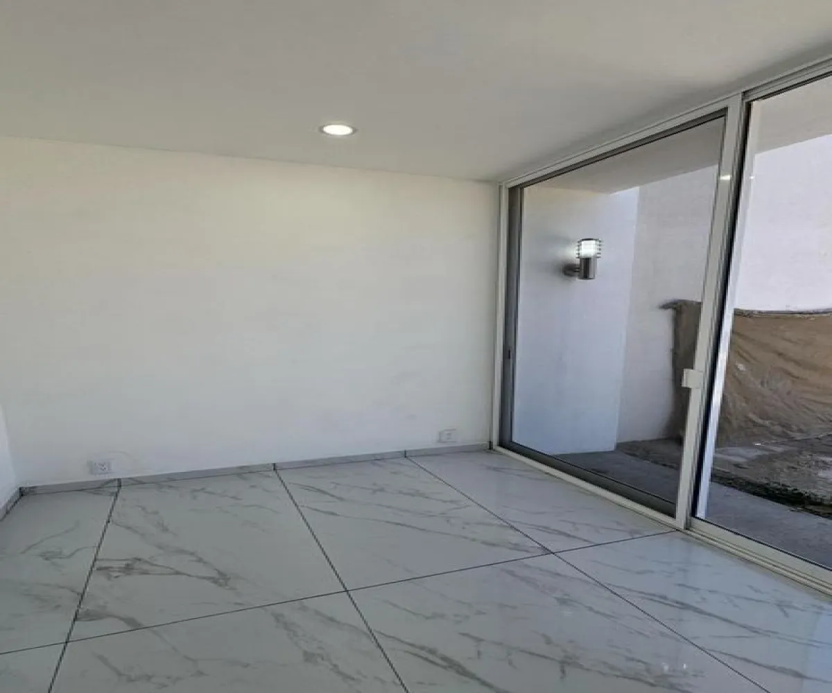 Casa En Venta,Avenida Madeiras 294, Zapopan, Jalisco 45134, 3 Habitaciones,4 Baños,Avenida Madeiras,3,pvwGuLM
