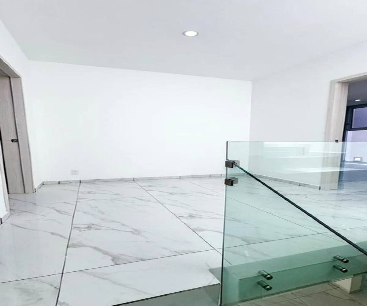 Casa En Venta,Avenida Madeiras 294, Zapopan, Jalisco 45134, 3 Habitaciones,4 Baños,Avenida Madeiras,3,pvwGuLM