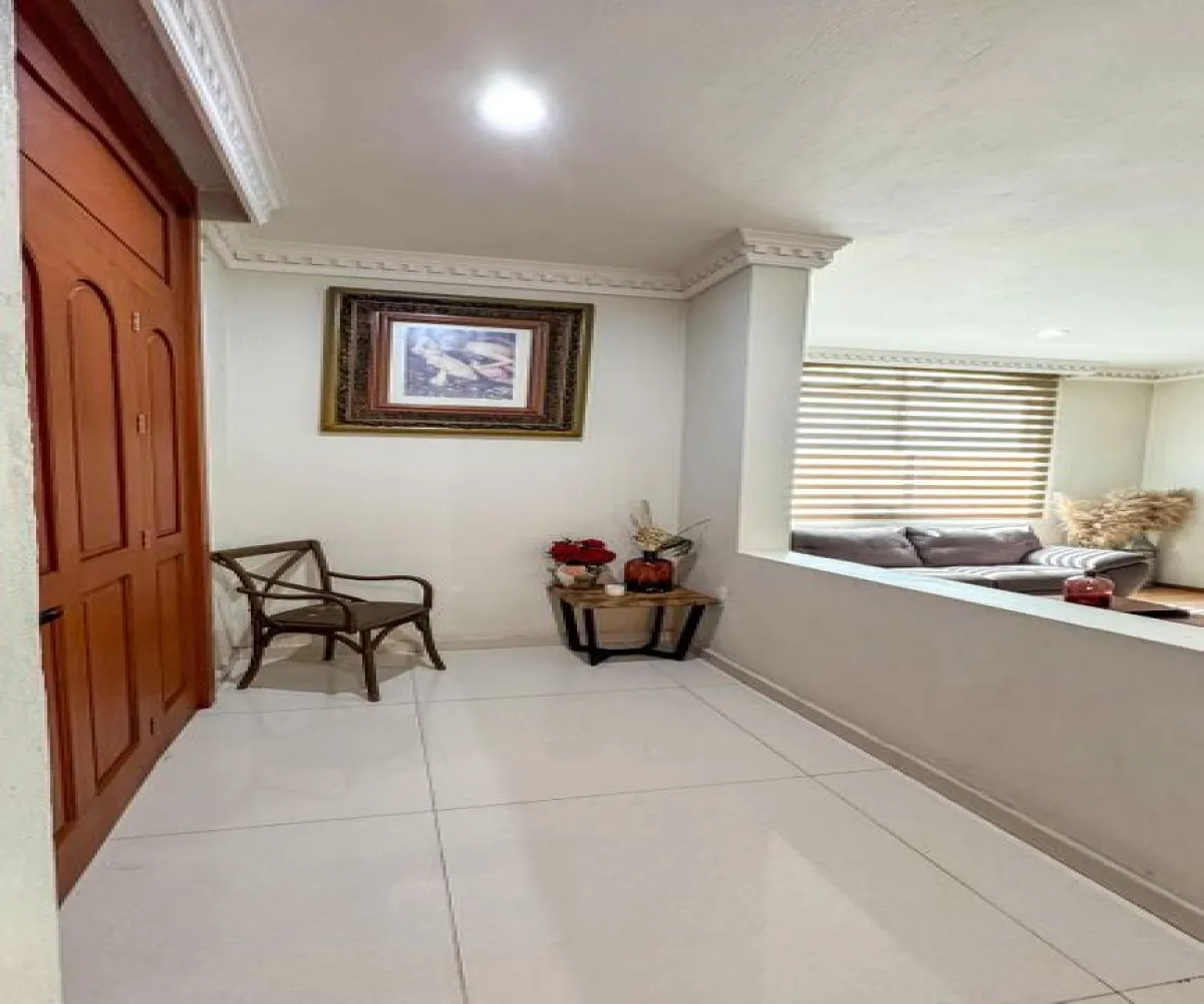 Casa En Venta,Fraccionamiento La Rioja,Avenida Adolfo López Mateos Sur 5555, Tlajomulco de Zúñiga, Jalisco 45645, 3 Habitaciones,5 Baños,Avenida Adolfo López Mateos Sur,1,pi7aPt3