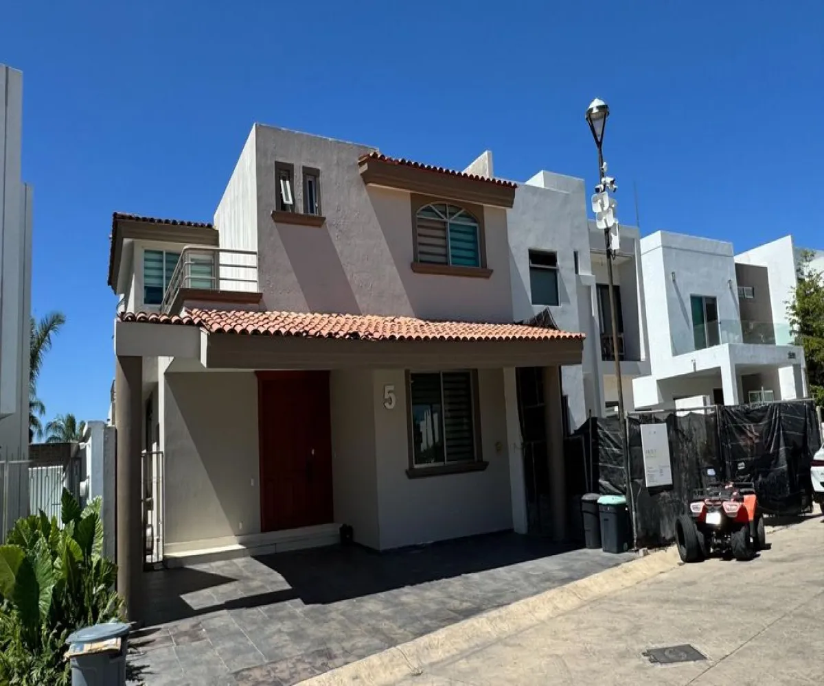 Casa En Venta,Fraccionamiento La Rioja,Avenida Adolfo López Mateos Sur 5555, Tlajomulco de Zúñiga, Jalisco 45645, 3 Habitaciones,5 Baños,Avenida Adolfo López Mateos Sur,1,pi7aPt3