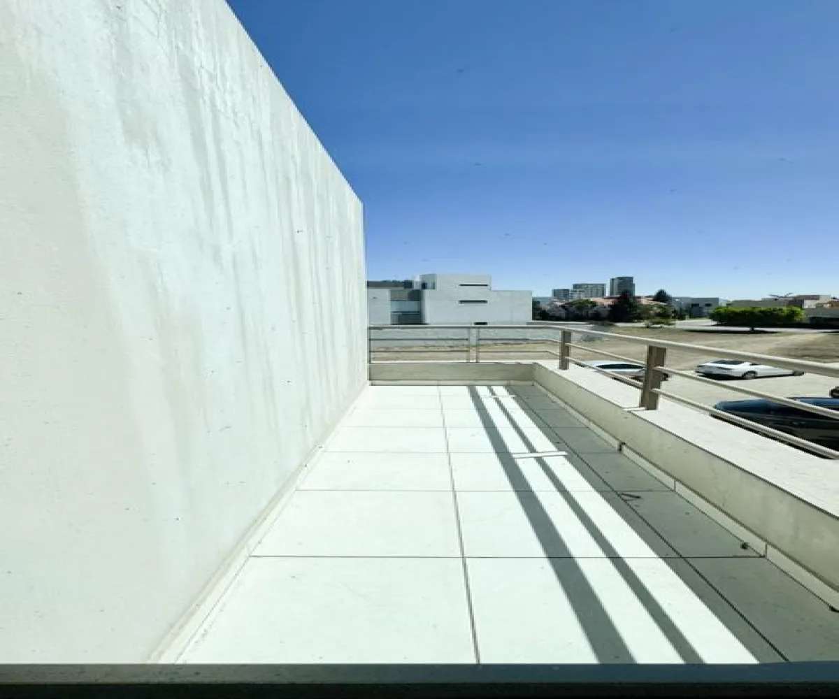 Casa En Venta,Fraccionamiento La Rioja,Avenida Adolfo López Mateos Sur 5555, Tlajomulco de Zúñiga, Jalisco 45645, 3 Habitaciones,5 Baños,Avenida Adolfo López Mateos Sur,1,pi7aPt3