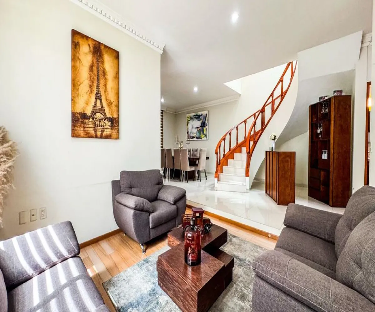 Casa En Venta,Fraccionamiento La Rioja,Avenida Adolfo López Mateos Sur 5555, Tlajomulco de Zúñiga, Jalisco 45645, 3 Habitaciones,5 Baños,Avenida Adolfo López Mateos Sur,1,pi7aPt3