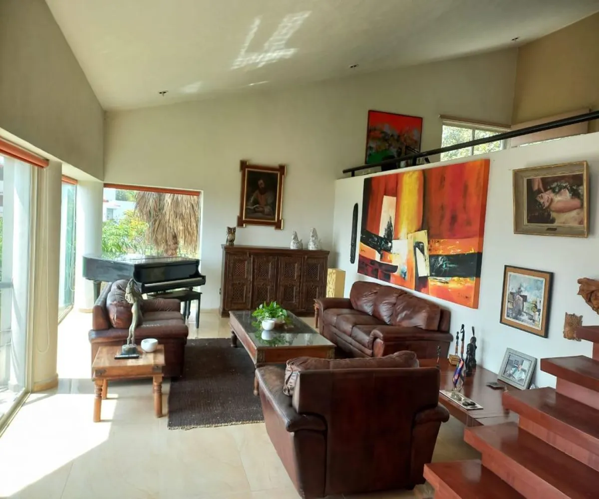 Casa En Venta,Ciudad Bugambilias,Remanso del Zorro Oriente S/N, Zapopan, Jalisco 45237, 4 Habitaciones,2 Baños,Remanso del Zorro Oriente,1,pH464EP
