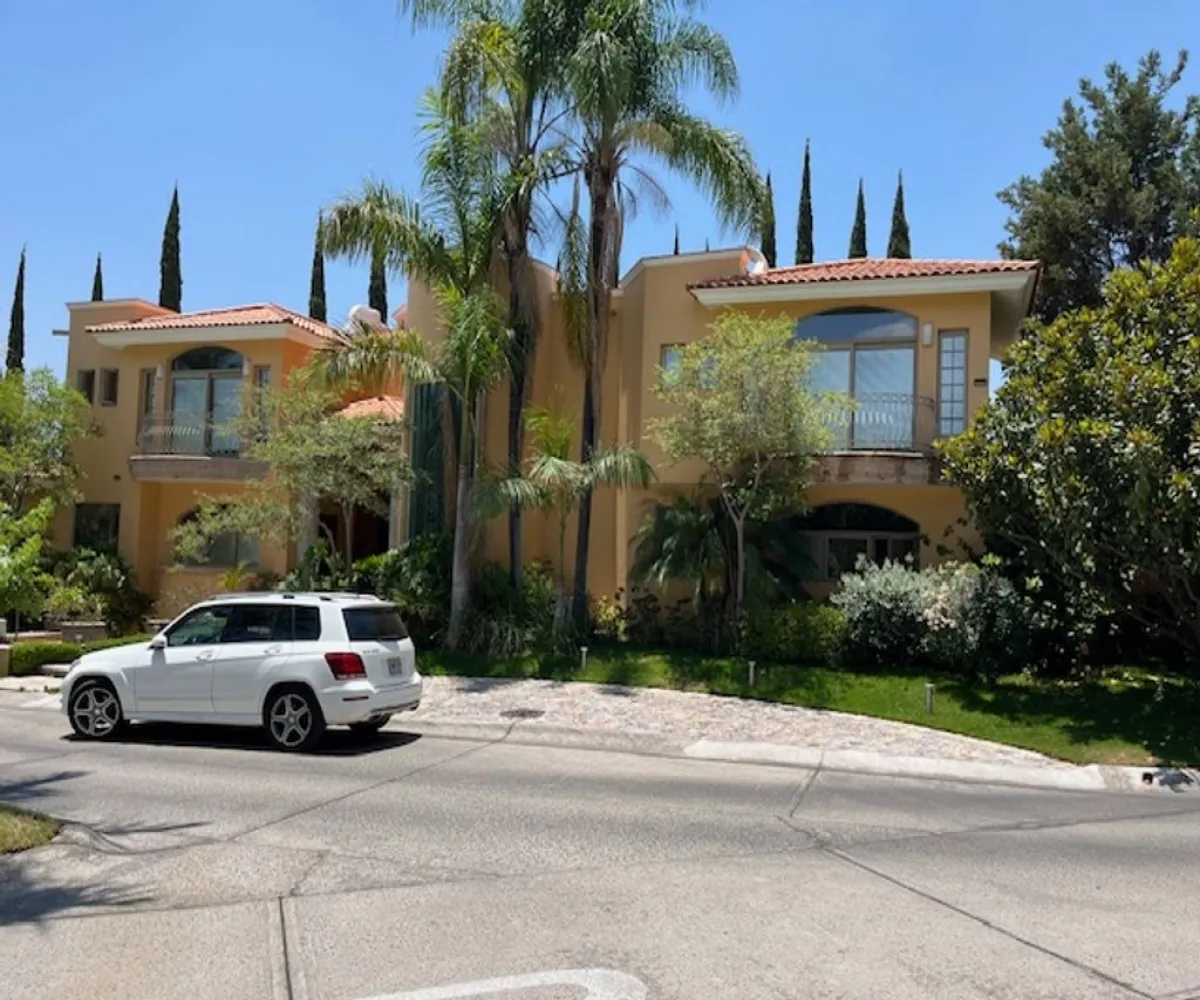 Casa En Renta,Fracc Puerta De Hierro,boulevard de las flores S/N 48, Zapopan, Jalisco 45116, 3 Habitaciones,4 Baños,boulevard de las flores,1,pET9Lu1