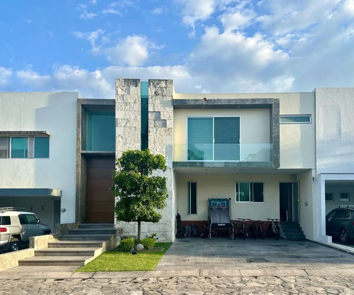 Casa En Venta,Valle Real,Avenida Santa Margarita 4050, Zapopan, Jalisco 45136, 3 Habitaciones,4 Baños,Avenida Santa Margarita,3,pXp00Xz