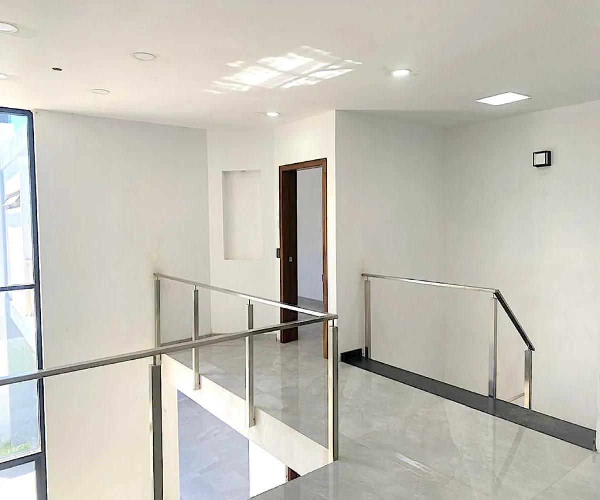 Casa En Venta,Colli Urbano,Calle Volcan Tancitaro 2198 6, Zapopan, Jalisco 45070, 3 Habitaciones,3 Baños,Calle Volcan Tancitaro,2,pgn6QLj