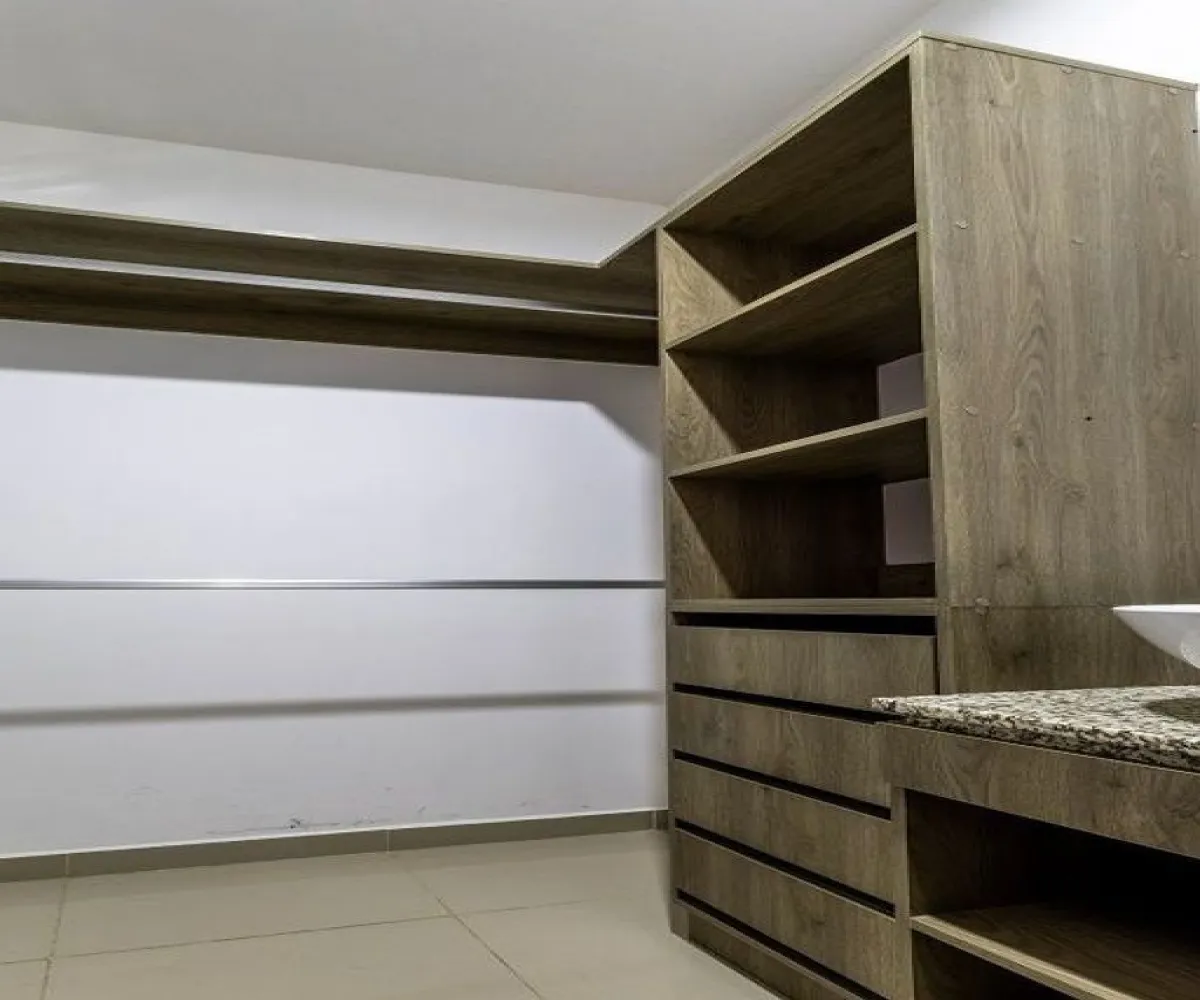 Casa En Venta,Santa Ana Tepetitlán,paseo amalfi 3600 92, Zapopan, Jalisco 45230, 3 Habitaciones,2 Baños,paseo amalfi,1,pnAjAxF