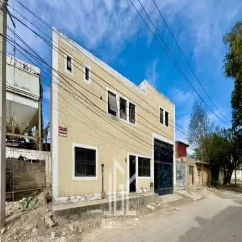 Bodega En Venta,La Guadalupana,Santa María 902, San Pedro Tlaquepaque, Jalisco 45596,Santa María,3,p0zgyOb