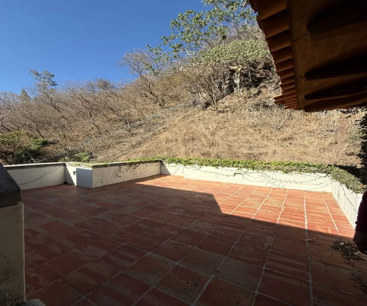 Casa En Venta,Arboledas,Cedros 12, Zapotlán el Grande, Jalisco 49066, 3 Habitaciones,4 Baños,Cedros,1,pGLCpIt