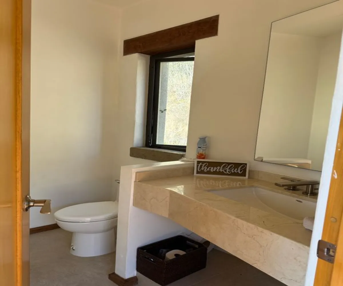 Casa En Venta,Arboledas,Cedros 12, Zapotlán el Grande, Jalisco 49066, 3 Habitaciones,4 Baños,Cedros,1,pGLCpIt