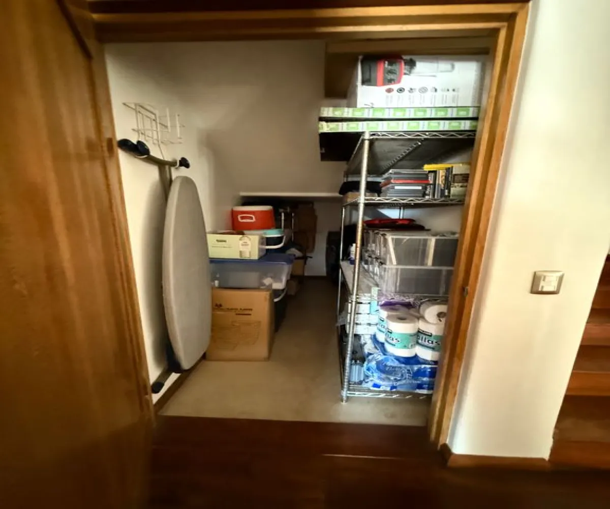 Casa En Venta,Arboledas,Cedros 12, Zapotlán el Grande, Jalisco 49066, 3 Habitaciones,4 Baños,Cedros,1,pGLCpIt