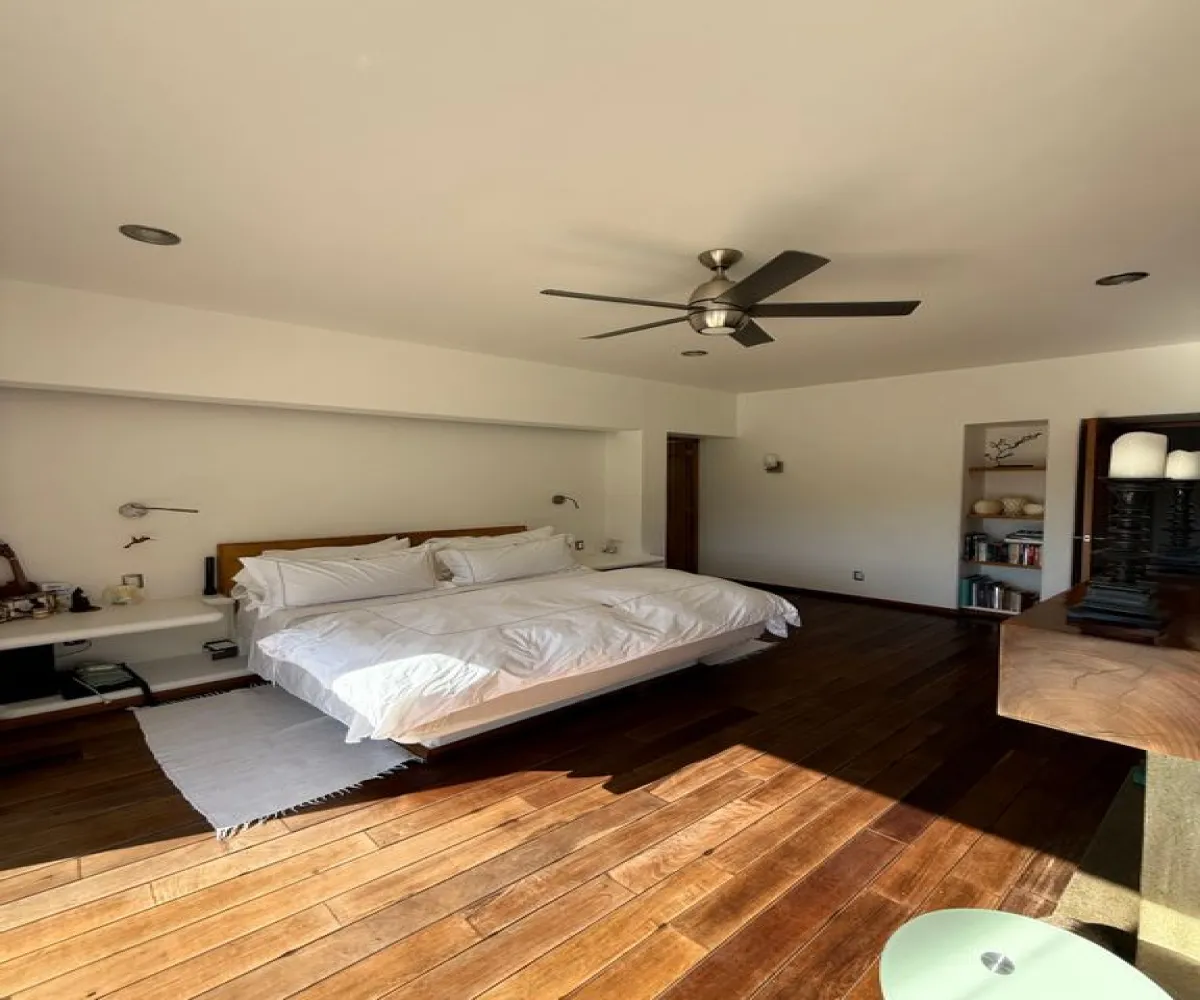 Casa En Venta,Arboledas,Cedros 12, Zapotlán el Grande, Jalisco 49066, 3 Habitaciones,4 Baños,Cedros,1,pGLCpIt