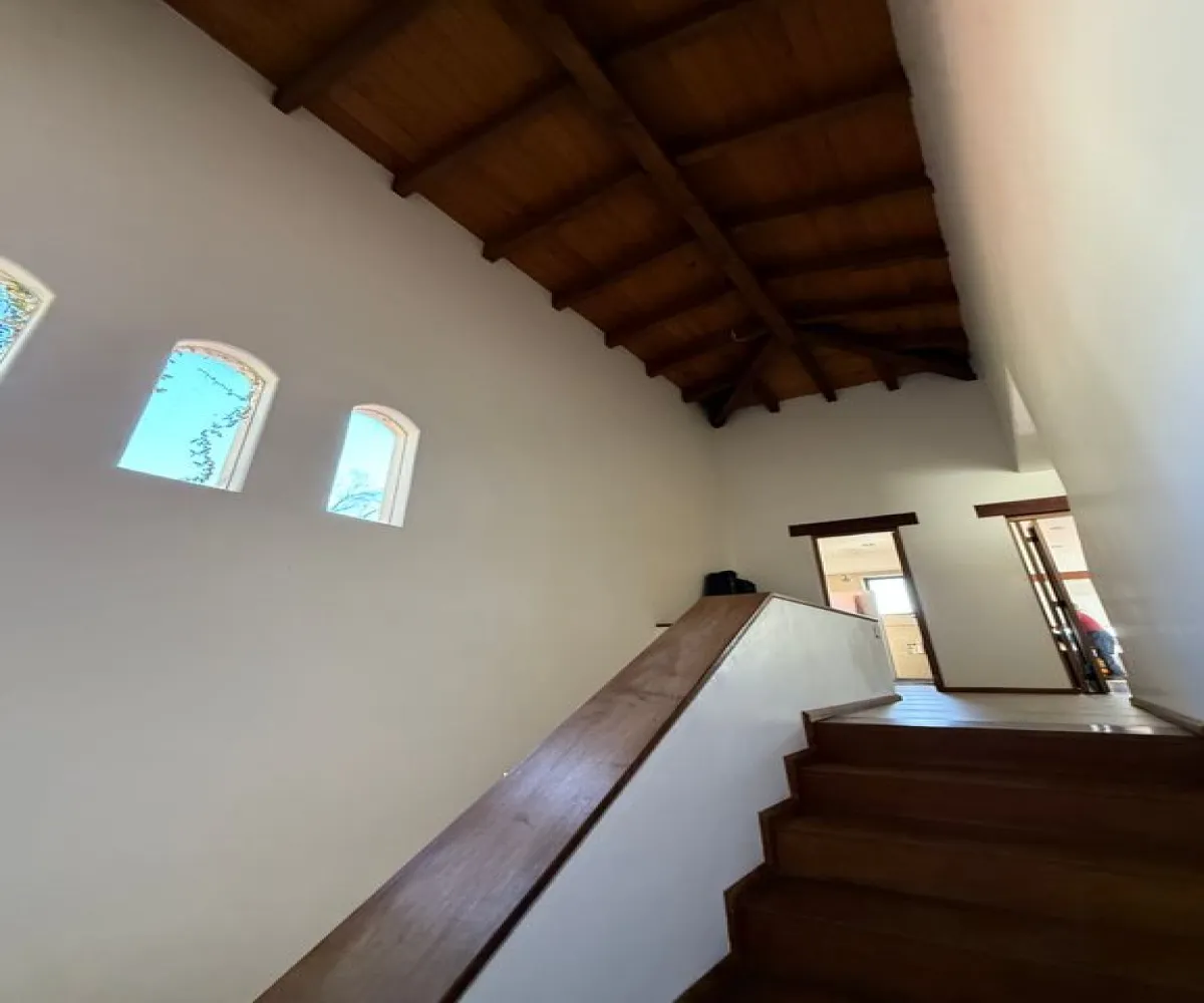 Casa En Venta,Arboledas,Cedros 12, Zapotlán el Grande, Jalisco 49066, 3 Habitaciones,4 Baños,Cedros,1,pGLCpIt