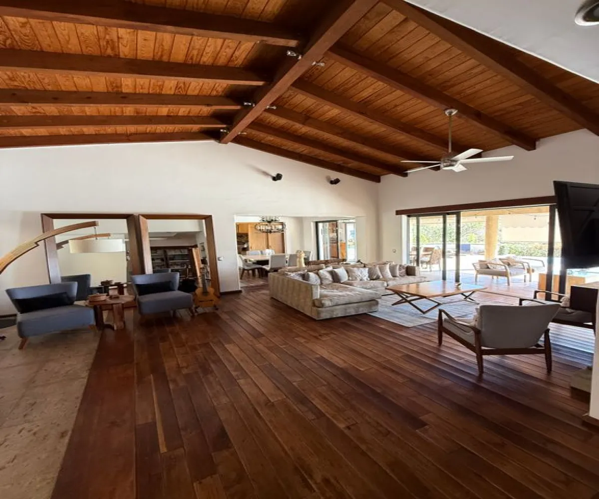 Casa En Venta,Arboledas,Cedros 12, Zapotlán el Grande, Jalisco 49066, 3 Habitaciones,4 Baños,Cedros,1,pGLCpIt