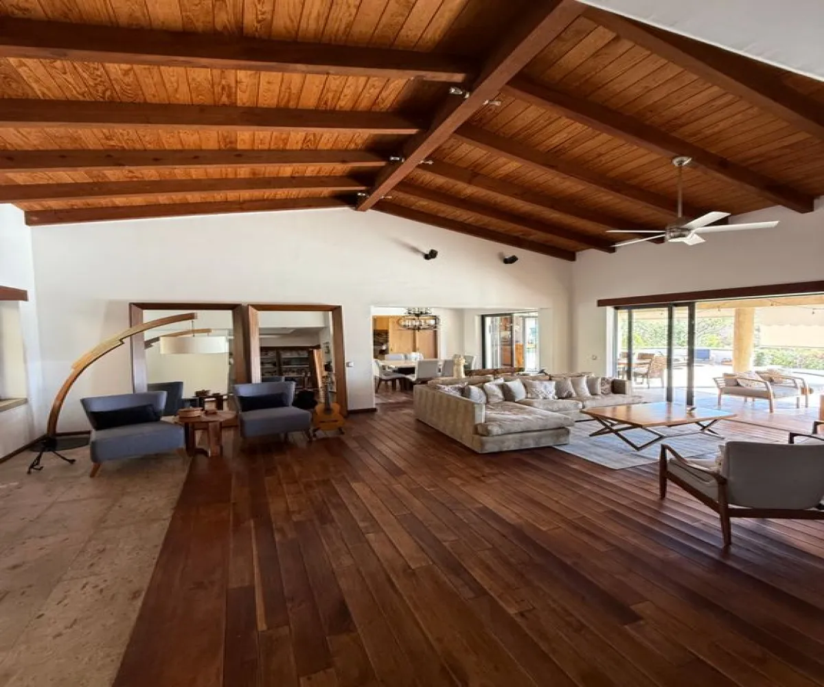 Casa En Venta,Arboledas,Cedros 12, Zapotlán el Grande, Jalisco 49066, 3 Habitaciones,4 Baños,Cedros,1,pGLCpIt